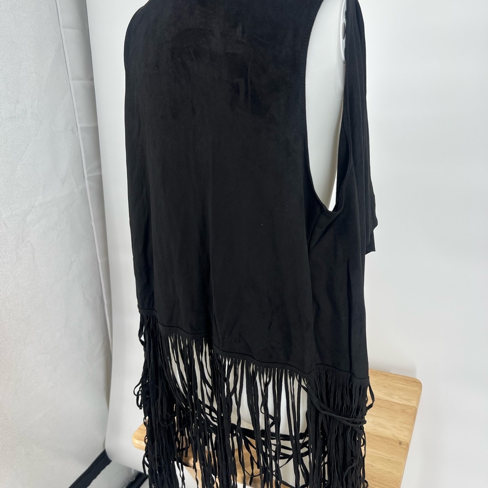 Do Everything in Love Black Fringe suede fringe  vest - Picture 7 of 7